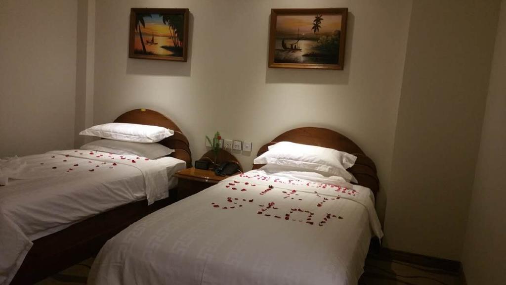City Star Hotel Янгон Номер фото